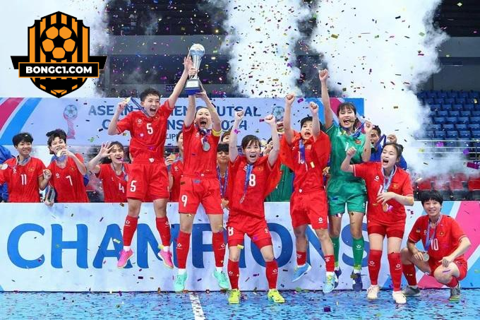 Đội tuyển futsal nữ Việt Nam lọt Top 10 thế giới (Ảnh: VFF)