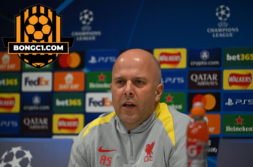 Arne Slot mơ hồ phiên bản mới của Champions League. Ảnh: Getty
