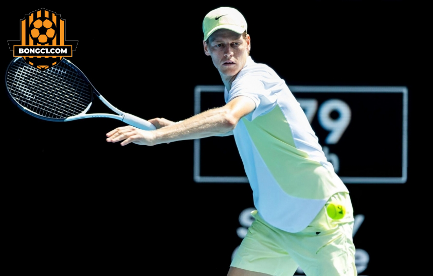 Đương kim vô địch Jannik Sinner tiến vào vòng 2 Australian Open 2025. (Ảnh: Getty)