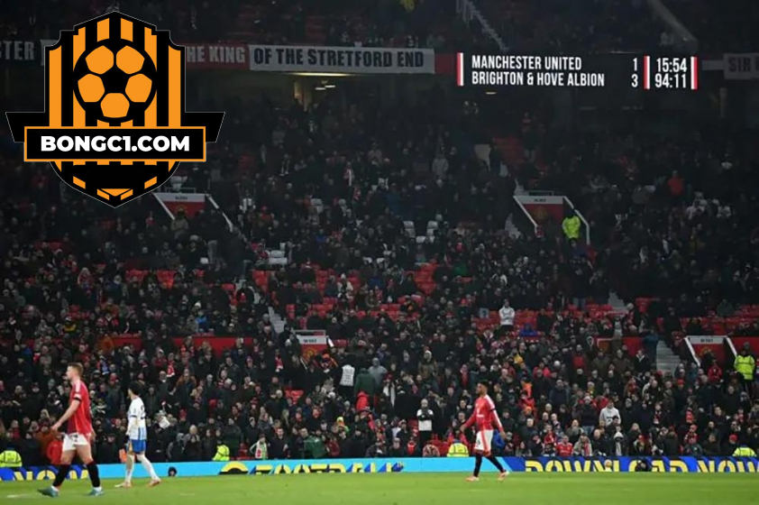 Manchester United đối diện với thời kỳ khó khăn. Ảnh: Getty