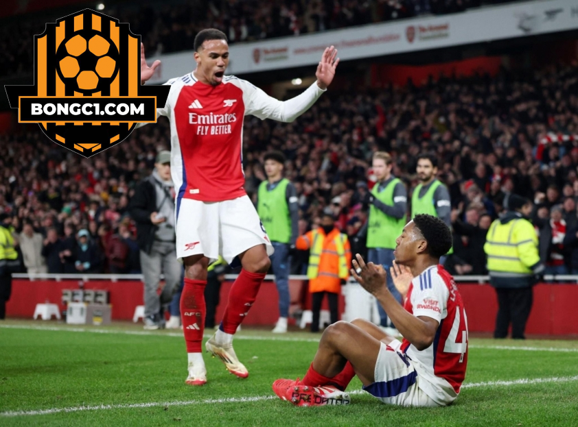 Arsenal tiếp tục cuộc bám đuổi trên BXH với Liverpool