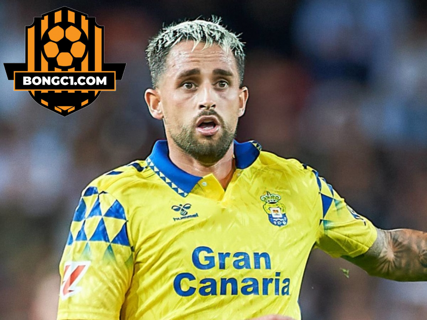 Januzaj ghi bàn quan trọng giúp Las Palmas